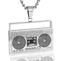 Detalle de colgante de radio retro en acero inoxidable pulido plateado con cadena - Con Cadena de Perlas Cuadradas de 60cm / Plateado