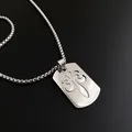 Collier en acier inoxydable poli avec pendentif croix évidé et chaîne à billes - Chaîne de 60cm / Argent