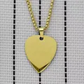 Collana plettro per chitarra in acciaio inossidabile dorato spazzolato con catena box - Collana Plettro Scudo Oro / Oro