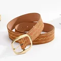 Cintura da donna in pelle marrone con ricamo a onde e fibbia ad ardiglione dorata - Stile Fibbia Oro Ovale Lucida (C) / Marrone