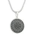 Dettaglio del ciondolo bussola vichinga in acciaio argento con incisioni rune - Ciondolo Solo (Senza Catena) / Argento