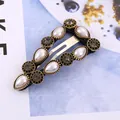 Retro geometrische BB Haarspange mit Perlen und grauen Strasssteinen auf Bronze - Großes Dreieck