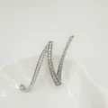 Elegante broche de letra N cursiva plateada con diamantes de imitación y cristal - Letra N / Plateado