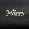 Detalle macro del broche dorado 'Happy' con cristales brillantes y pedrería de corazón - Estilo Happy Dorado