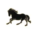 Broche créative en émail cheval noir et or avec un design de cheval courant dynamique - Style Cheval de Course Noir et Or (QHXZ5890)