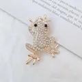 Sprankelende kikkerbroche met goudkleurige legering en heldere strassteentjes voor kleding - Goud Stijl (XZ40)