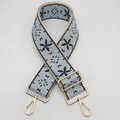 Bandoulière ethnique tissée bleu clair et beige avec broderie florale bleu foncé - Taille 21