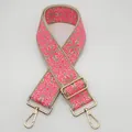 Bandoulière large brodée de fleurs ethniques rose néon avec fermoirs en métal doré - Taille 18