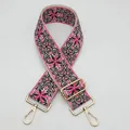 Bandoulière brodée ethnique rose et noire avec des boucles en métal doré réglables - Taille 19