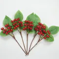4er-Pack künstliche rote Beerenstiele mit grünen Blättern für Weihnachtsdeko - Großes Blatt / Rot