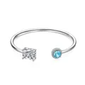 Brazalete abierto de plata S925 con piedra rectangular y piedra de halo azul - Talla #18 / Piedra Azul y Blanca/Redonda y Rectángulo