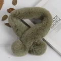Écharpe en fausse fourrure vert olive pour enfant avec deux pompons assortis - Vert Haricot