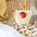 Borsa a tracolla in paglia fatta a mano per bambini con fragola rossa color crema - Beige