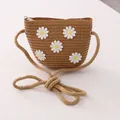 Borsa a tracolla in paglia intrecciata kaki per bambini con ricami a margherita bianca - Borsa Cachi