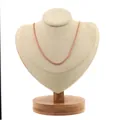 Collier chaîne boîte minimaliste plaqué or 18 carats présenté sur un présentoir à bijoux - Or rose