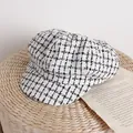 Klassische schwarz-weiß karierte Tweed-Schiebermütze für Kinder im Retro-Stil - Einheitsgröße / Weiß