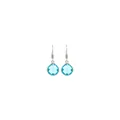Détail de boucles d'oreilles en cristal bleu clair et zircons plaqués or 18 carats - Bleu clair
