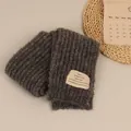 Guantes de punto de lana gris oscuro sin dedos con parche decorativo - Gris Jaspeado