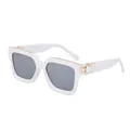 Lunettes de soleil carrées blanches de luxe avec détails dorés et verres gris - Blanc