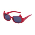 Lunettes de soleil Y2K rouges style chauve-souris avec pointes cat eye et verres noirs - Monture Rouge Lentille Grise