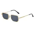 Geometrische goudkleurige metalen zonnebril met donkergrijze glazen en antislip tips - C5 Mat Goud 3 Grijs