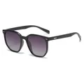 Modische quadratische schwarze Sonnenbrille mit lila Verlaufsgläsern und Metalldetails - Grauer Farbverlauf (C9)