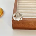 Bague ouverte en argent 925 avec sequins ovales irréguliers et finition brillante argentée - Style de Paillettes Ovales Irrégulières (J7131)