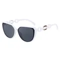 Weiße Cat-Eye Sonnenbrille mit Kettenglied-Bügeln und goldenen Metallakzenten für Damen - Weiß