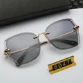 Frameless square sunglasses with grey gradient lenses and transparent grey temples - C8 Grey Gradient