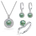 Detailansicht von S925 Sterlingsilber Schmuckset mit grünen Moissanit und Steinen - Einstellbar Offen / Facettenreicher Cyan Moissanit