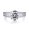 Bague élégante en moissanite rose ovale 2 carats avec pierres latérales en finition or blanc - Blanc