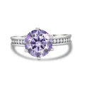 Anello in moissanite viola chiaro in argento S925 con gemma rotonda a sei griffe - US 5 / Stile Viola a Sei Griffe e Doppia Fila Argento (24-7-R-3CT)