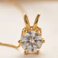 Collar de moissanita de 1ct en plata 925 bañada en oro con colgante de orejas de conejo - Moissanita Color D (Colgante de Orejas de Conejo) / Dorado
