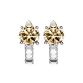 Λήψη macro των σκουλαρικιών moissanite 4-prong champagne με pavé διαμάντια σε ασήμι 925 - 1 Καράτι * 2 / Κίτρινο