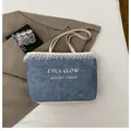 Borsa tote in denim blu con bordo in pizzo e stampa logo bianca per donne alla moda - Blu