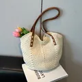 Borsa tote intrecciata a mano color bianco crema con manici in pelle marrone per mare - Bianco