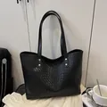 Bolso tote negro trenzado para mujer de gran capacidad con correas largas al hombro - Negro