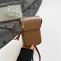 Schicke braune Handy-Umhängetasche aus PU-Leder mit Klappe und goldener Schnalle - Braun
