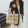 Bolso de mano de felpa caqui con textura de cuadros y asas de piel sintética para otoño - Caqui