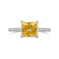 Prinses geslepen gele moissanite ring op zilveren band met sprankelende accentstenen - Maat 5 / Goudgeel
