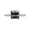 3 karaat prinses geslepen donkergrijze moissanite ring met pavé-zetting in zilver - Maat 5 / Grijs