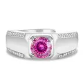 Primer plano detallado del sello S925 y la gema rosa en el anillo para hombre - Abierto Ajustable / Corte De Cien Fideos Rosas