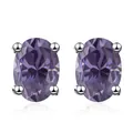 Pendientes de moissanita morada ovalada en plata de ley S925 con cuatro garras - Violeta Claro