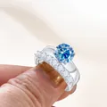 Luxe zilveren ringenset met 2,7 karaat blauwe moissaniet en een pavé gezette band - Saffierblauw