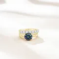 Luxe S925 zilveren ringset met een 2,7 karaat regenboog moissaniet edelsteen - Regenboog
