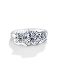 Elegante anello in argento sterling 925 con tre pietre di moissanite taglio brillante - Bianco