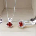 Parure en argent S925 avec pierres rouges rondes comprenant un collier et une bague - Rouge grenat