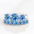 Luxe 925 sterling zilveren ringenset, tweedelig met ronde blauwe moissanite edelstenen - Saffierblauw