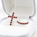 S925 sterling zilveren sieradenset met rode kruis ketting en bijpassende ring - Granaatrood
