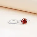 S925 zilveren ringenset met 3 karaat rode moissaniet en pavé gezette banden - Granaatrood
